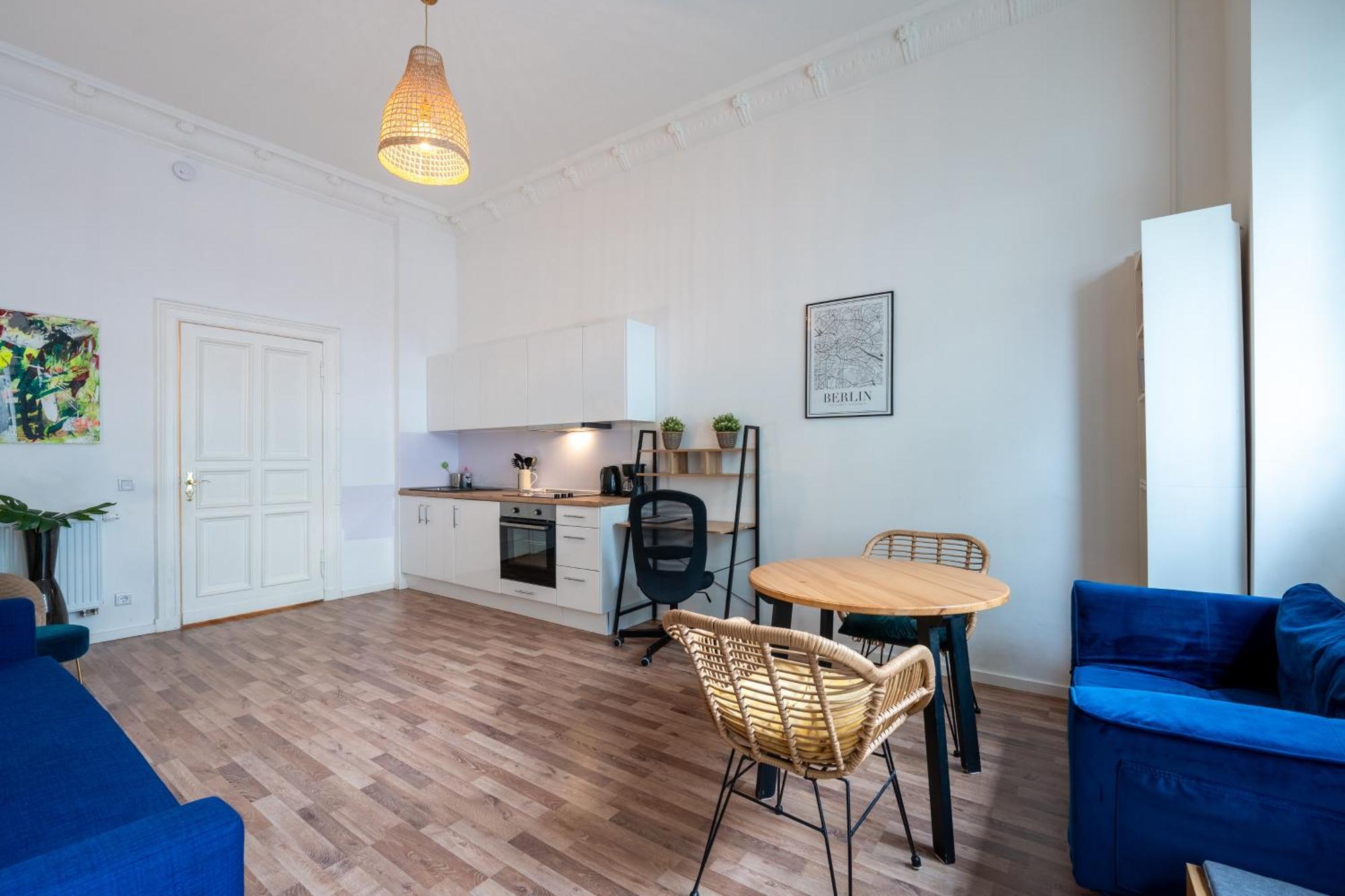 Appartement Modern, Flat With Workspace